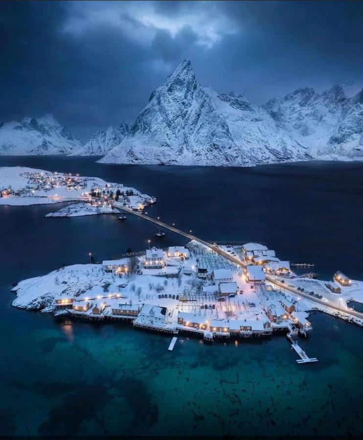 Reine Basecamp - Apartments & Rooms Экстерьер фото